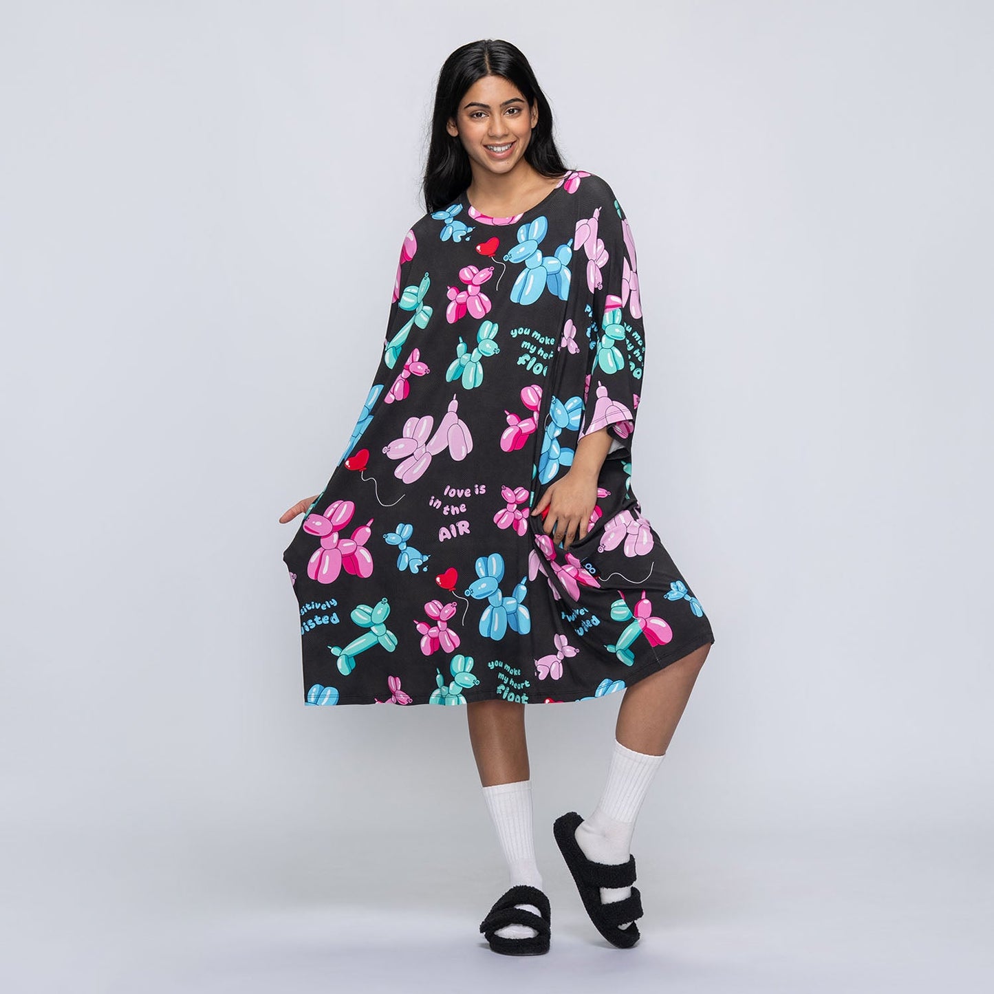 size: Shailza is 5’5” wearing a size OOD