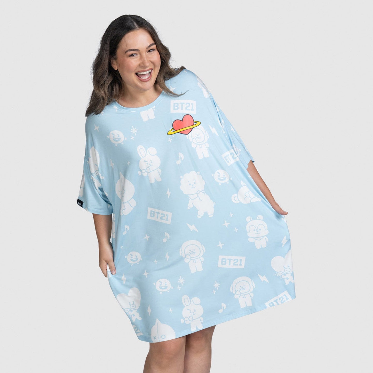 size: Caitlin is 6'0