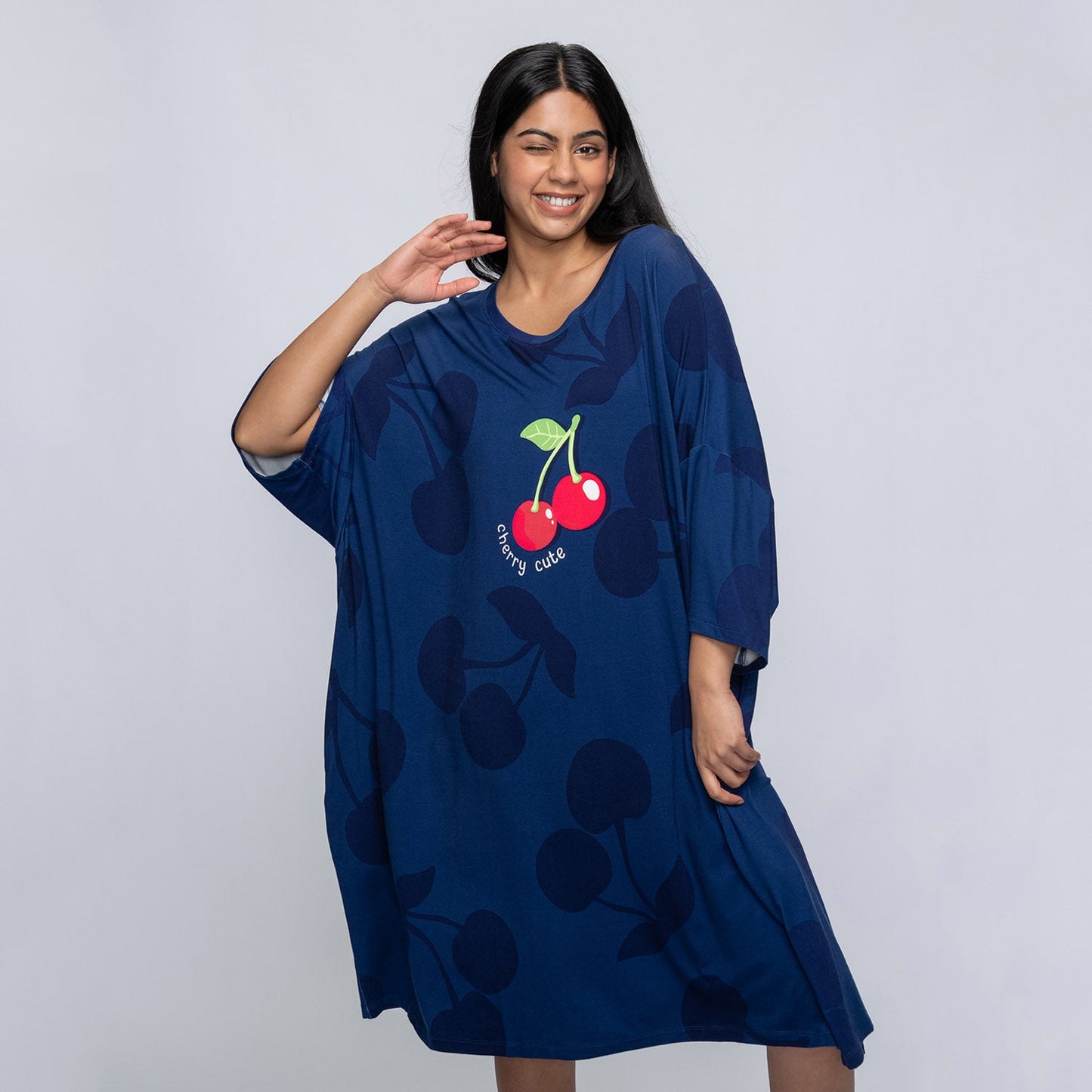 size: Shailza is 5’5” wearing a size OOD