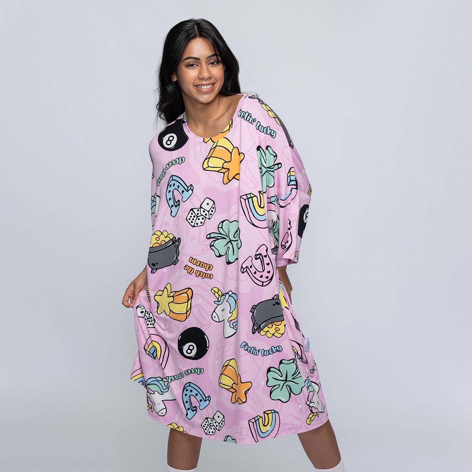 size: Shailza is 5’5” wearing a size OOD