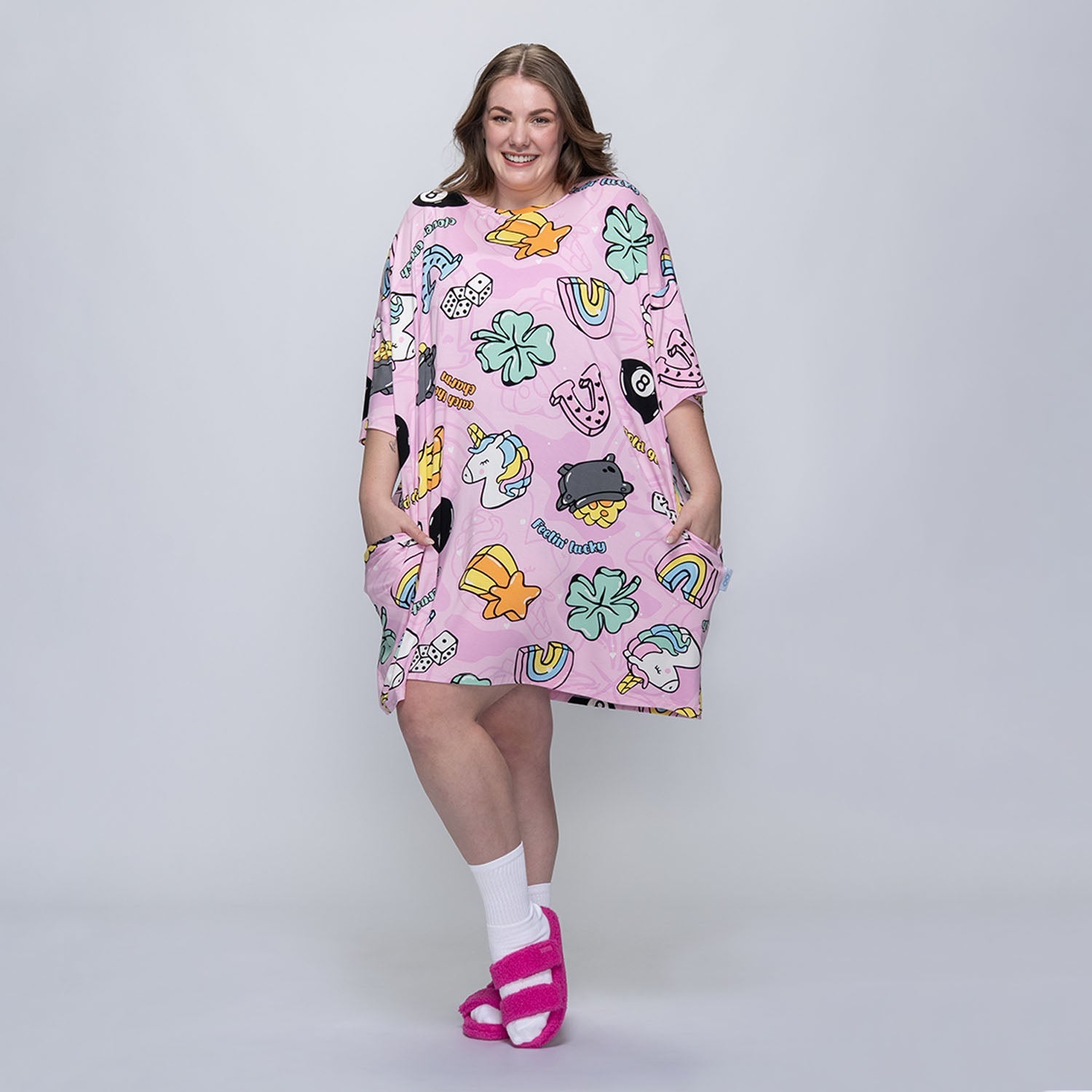 size: Tayla is 5’7” wearing a size OOD