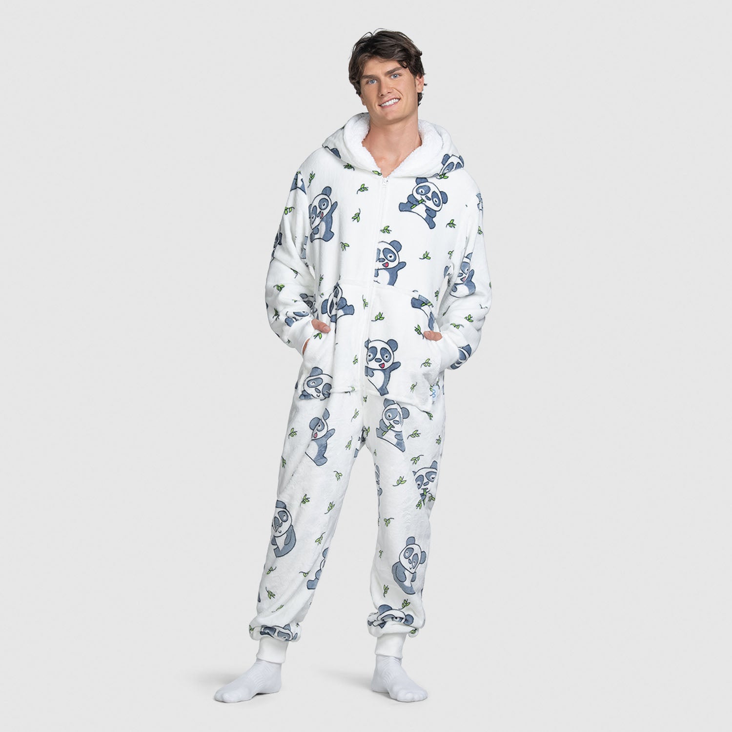 size: Finn is 6'0" wearing a size L/XL