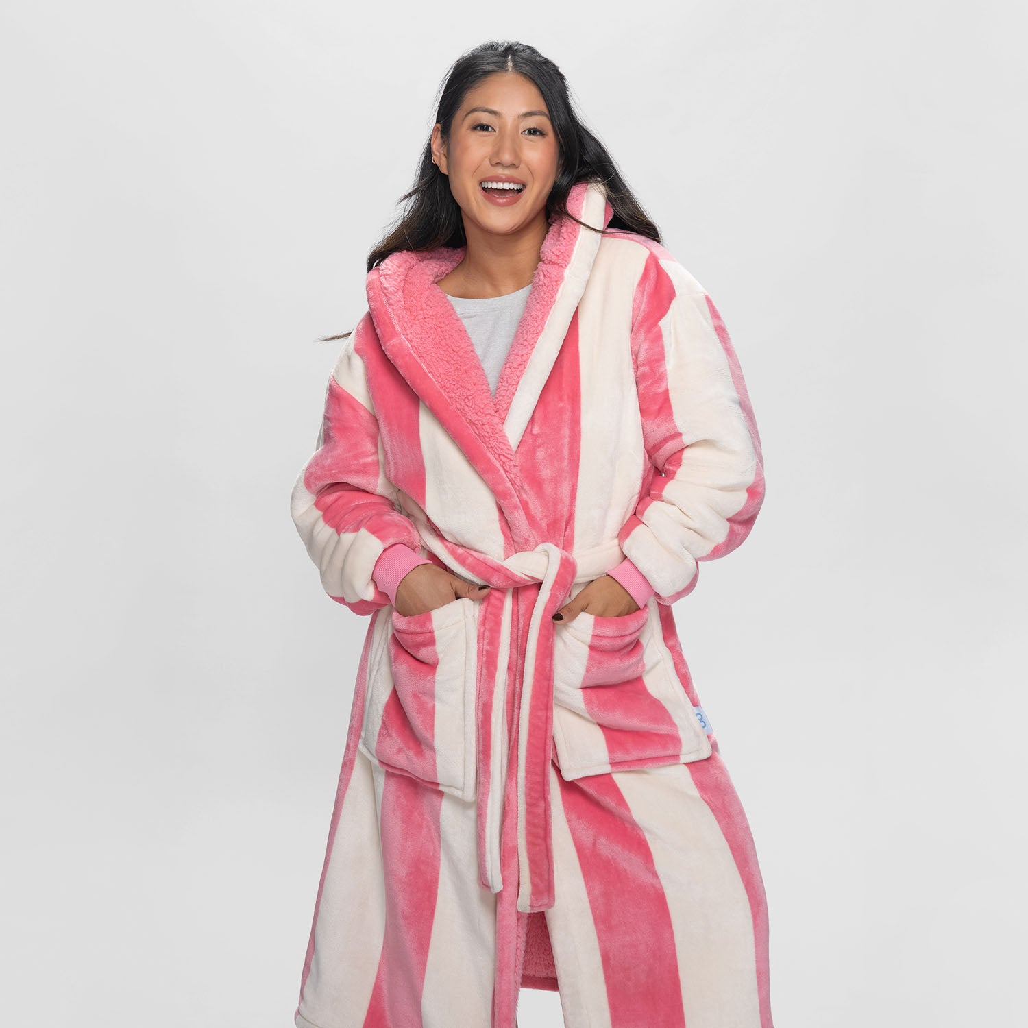 vs pink dressing gown Victorias Secret The Cozy MONOGRAM PLUSH LOGO ROBE SUPER SOFT NWT M / L lined robe with ToastyTek fleece outer Sherpa Dressing Gown Sherpa Fleece