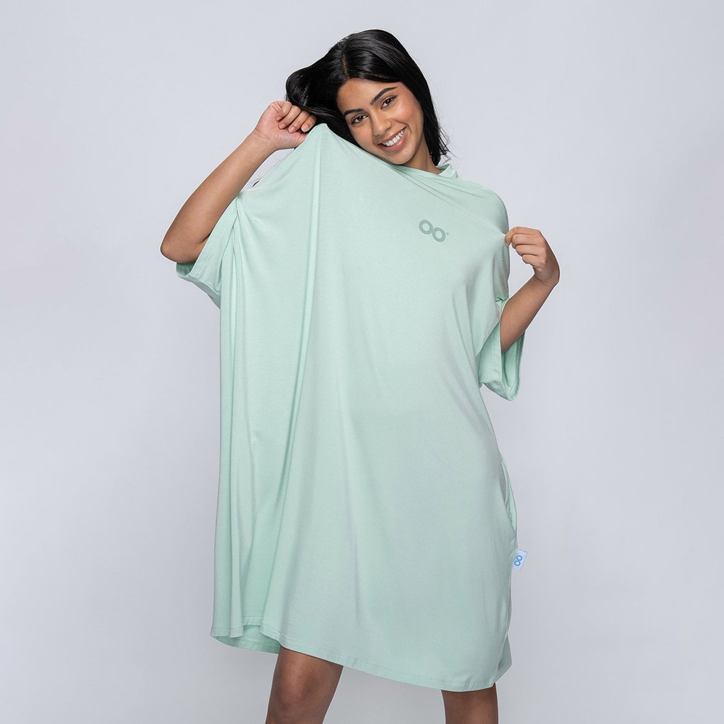 size: Shailza is 5’5” wearing a size OOD