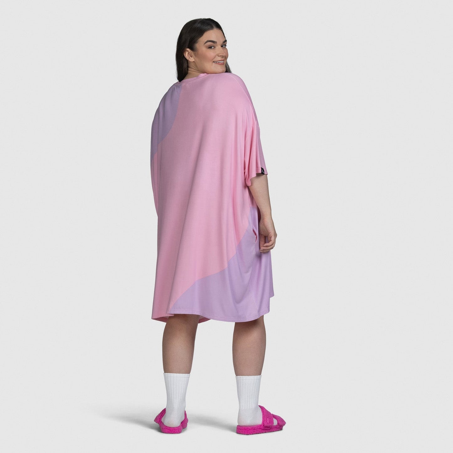 size: Claudia is 5'8