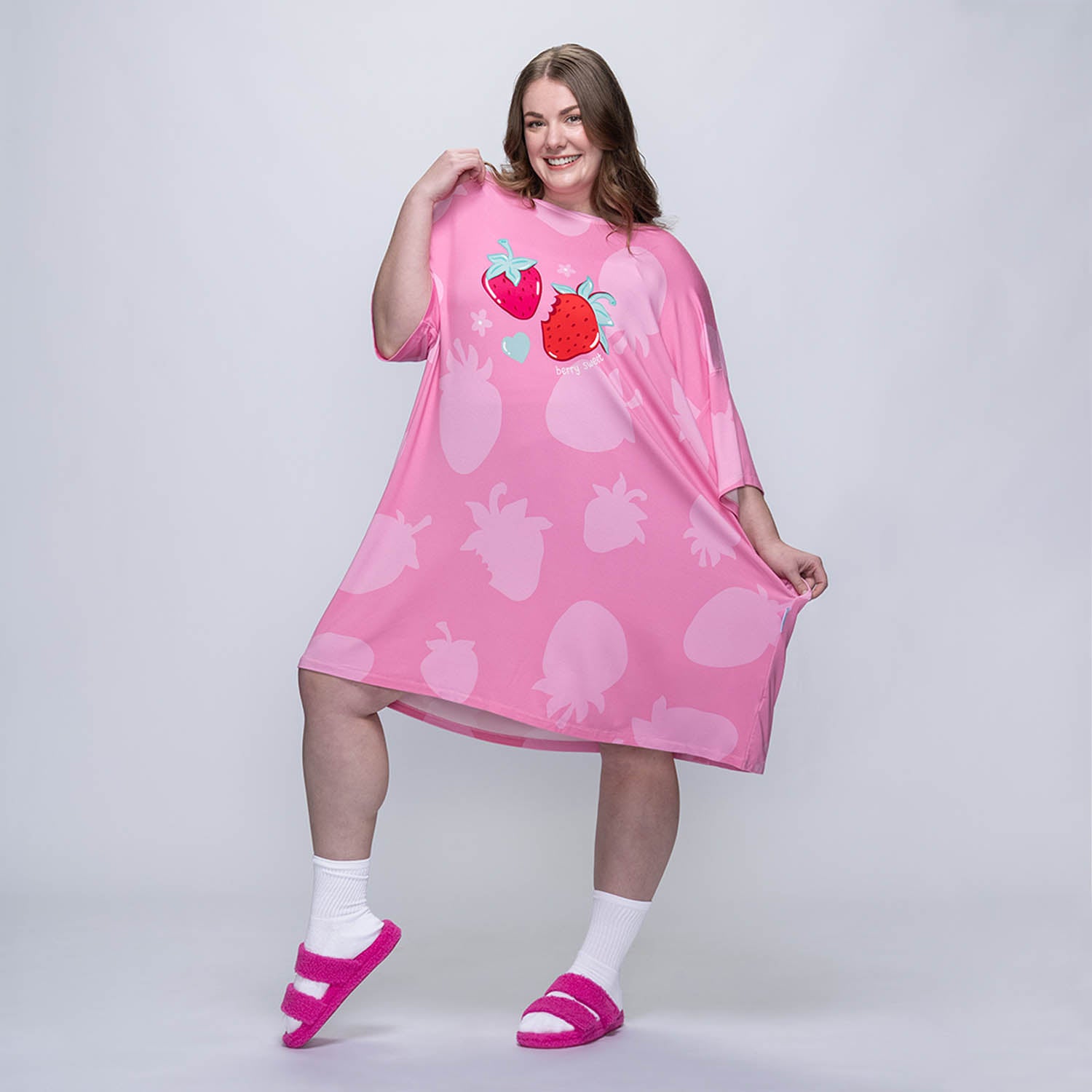 size: Tayla is 5’7” wearing a size OOD