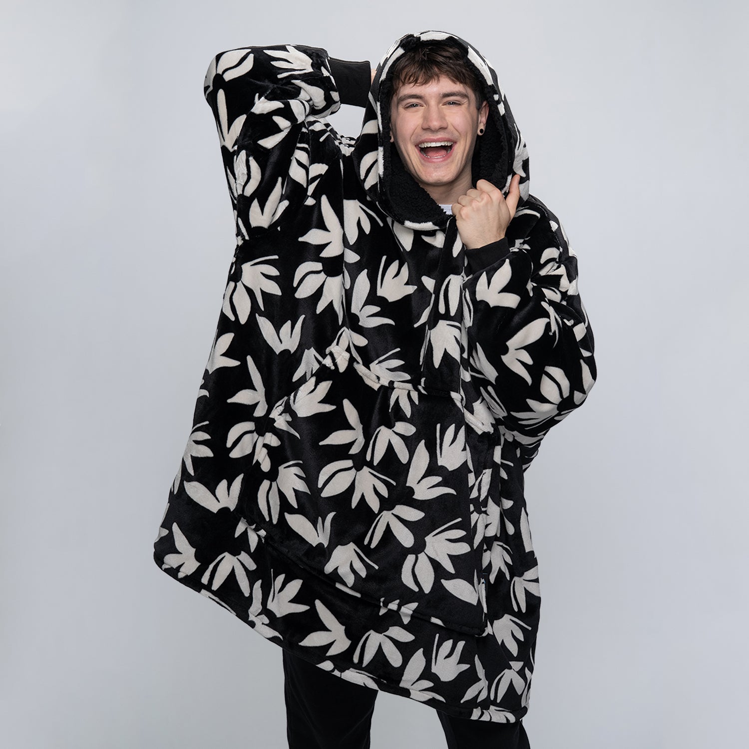 Black Floral Oodie™ Original – The Oodie USA