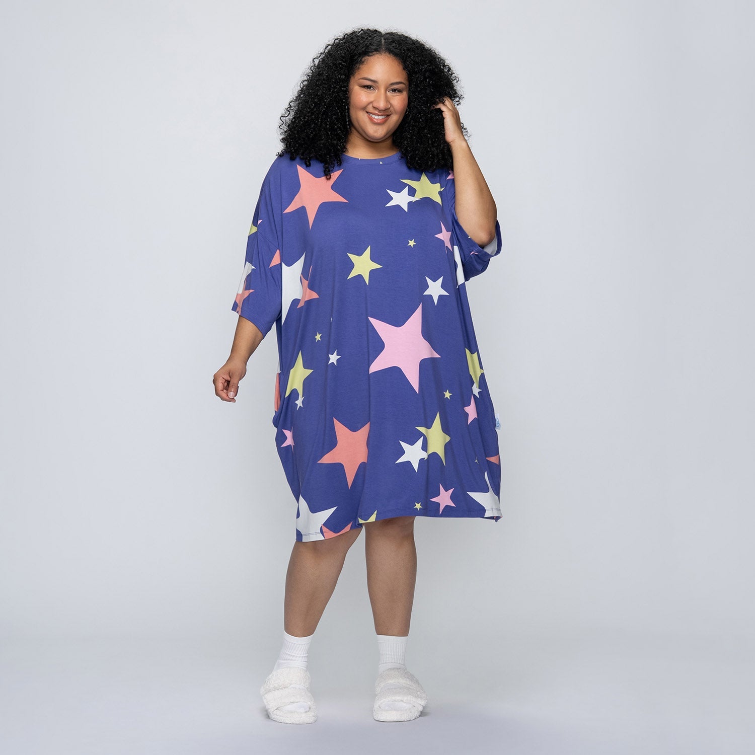 size: Aisha is 5’3” wearing a size OOD