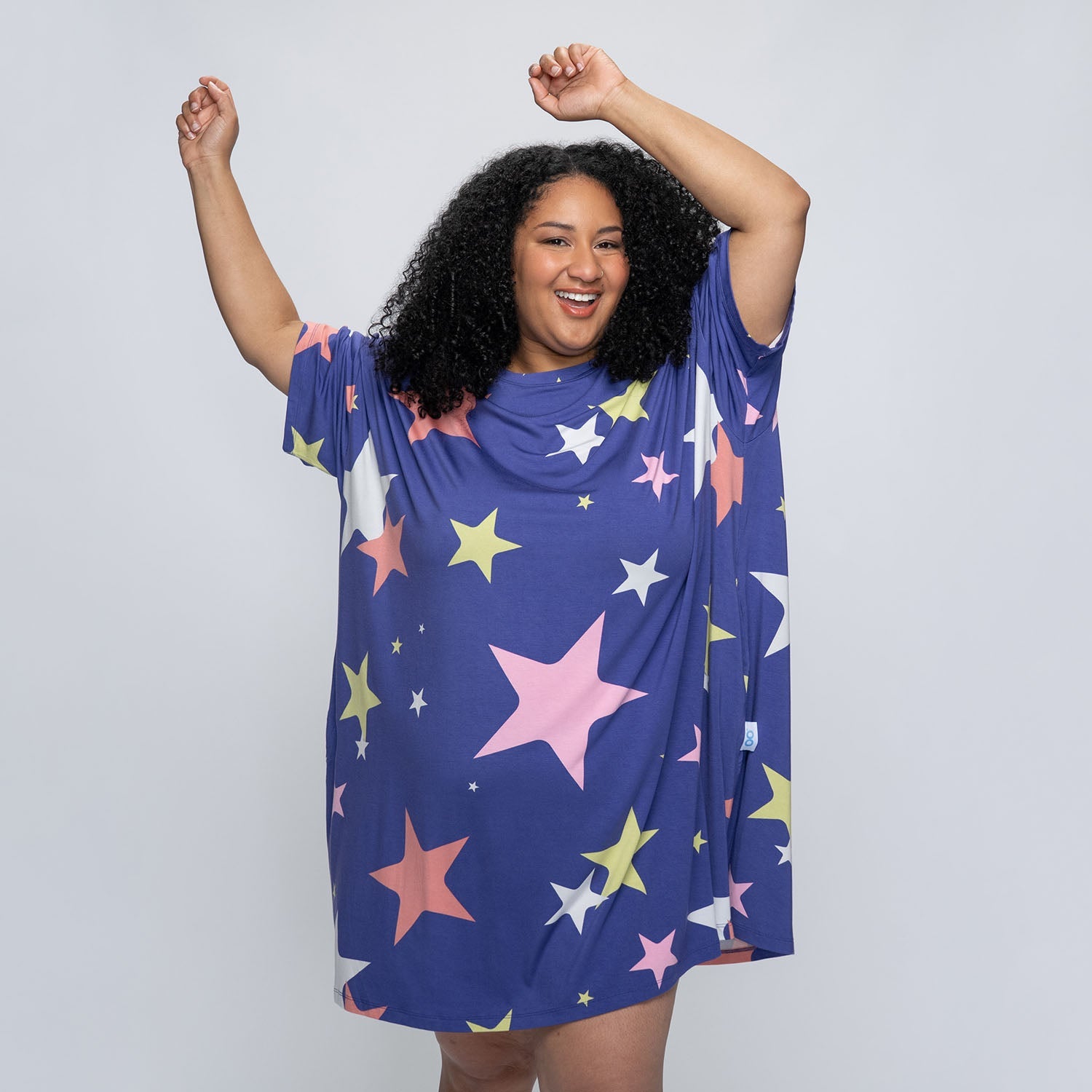 size: Aisha is 5’3” wearing a size OOD