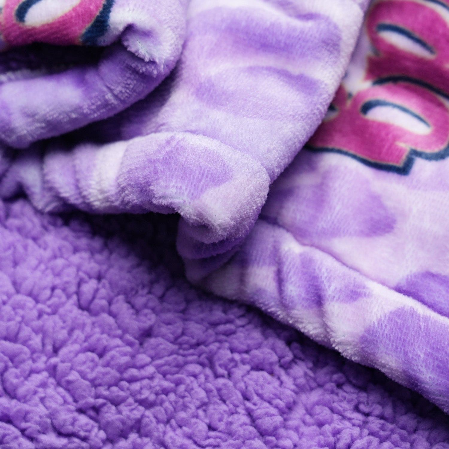 Bratz Sherpa Blanket Licensed – The Oodie USA