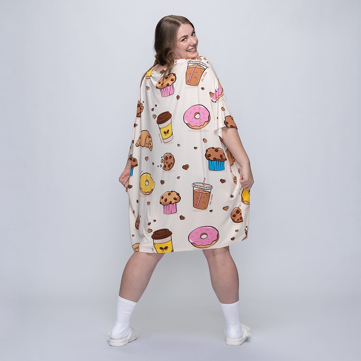 size: Tayla is 5’7” wearing a size OOD