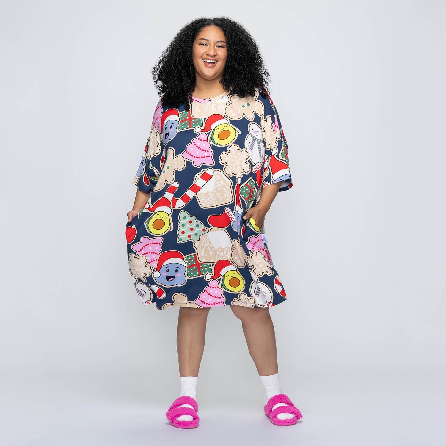 size: Aisha is 5’3” wearing a size OOD