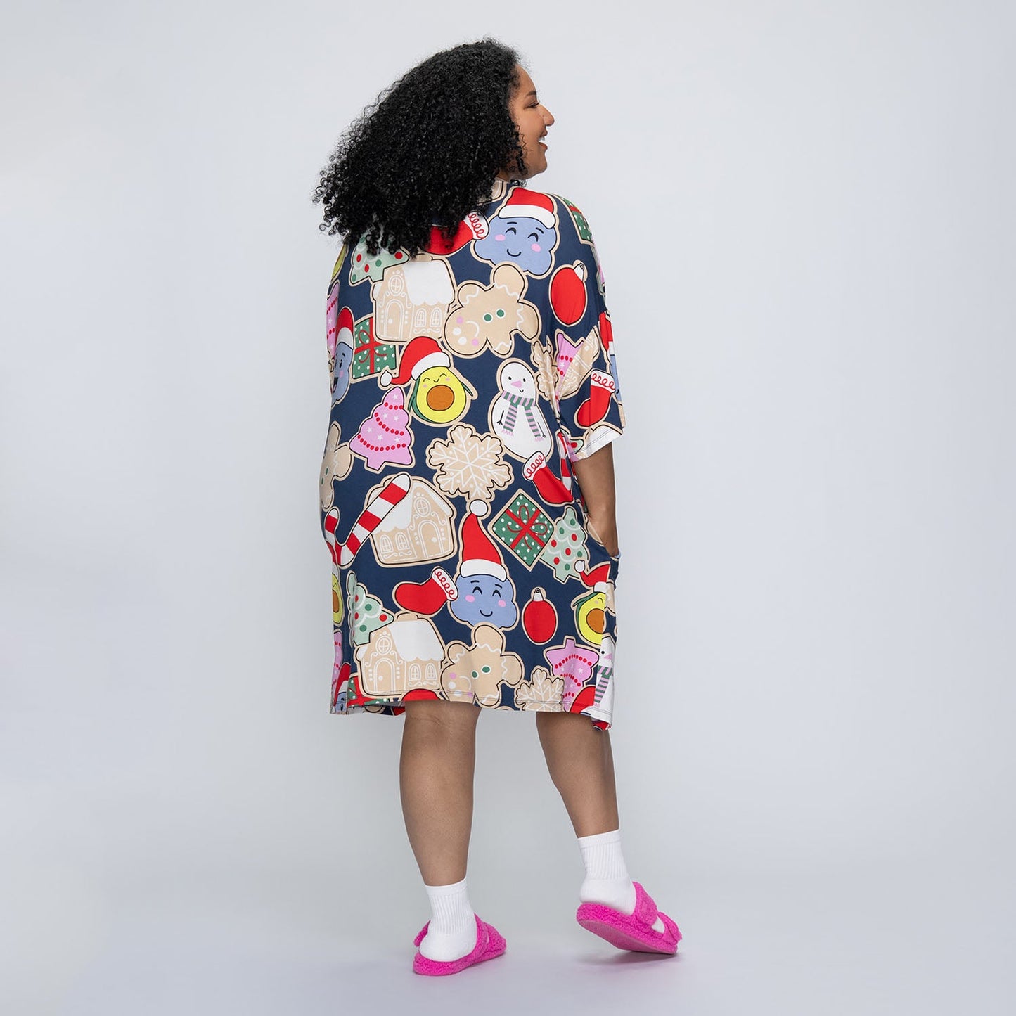 size: Aisha is 5’3” wearing a size OOD