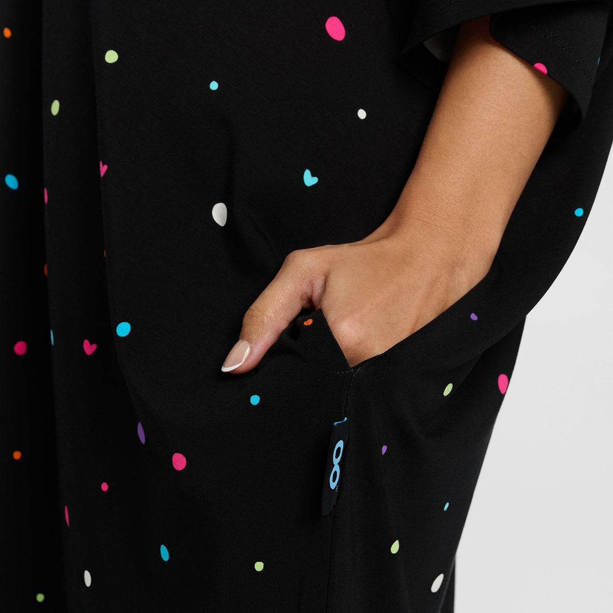 size: Alejandra is 172cm wearing a size OSFM