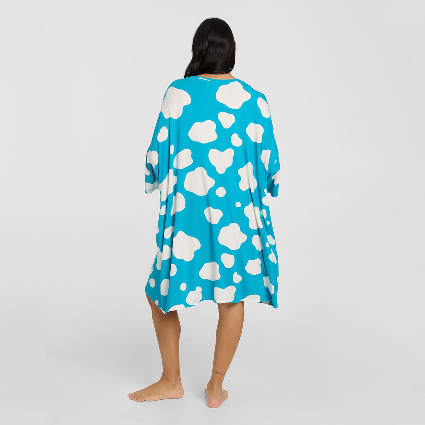 size: Alejandra is 172cm wearing a size OSFM