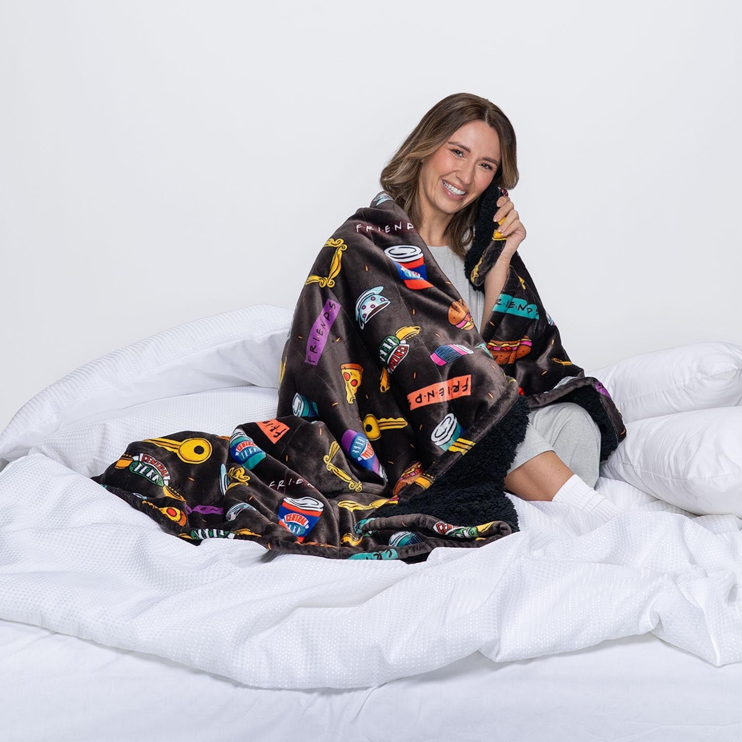 &TEAM BTL FANMEETING ファンミ ブランケット Friends Icon Sherpa Blanket Licensed – The Oodie USA