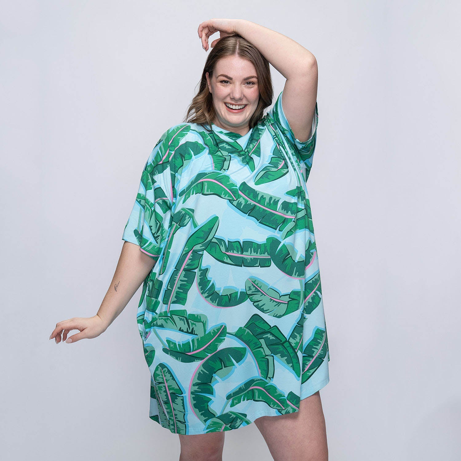 size: Tayla is 5’7” wearing a size OOD