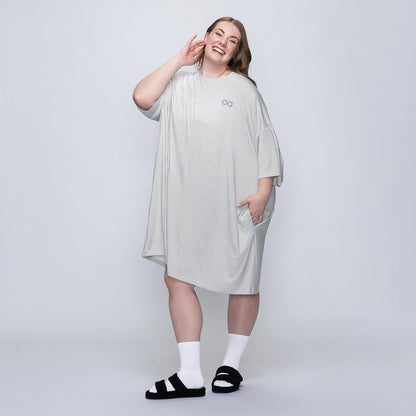 size: Tayla is 5’7” wearing a size OOD