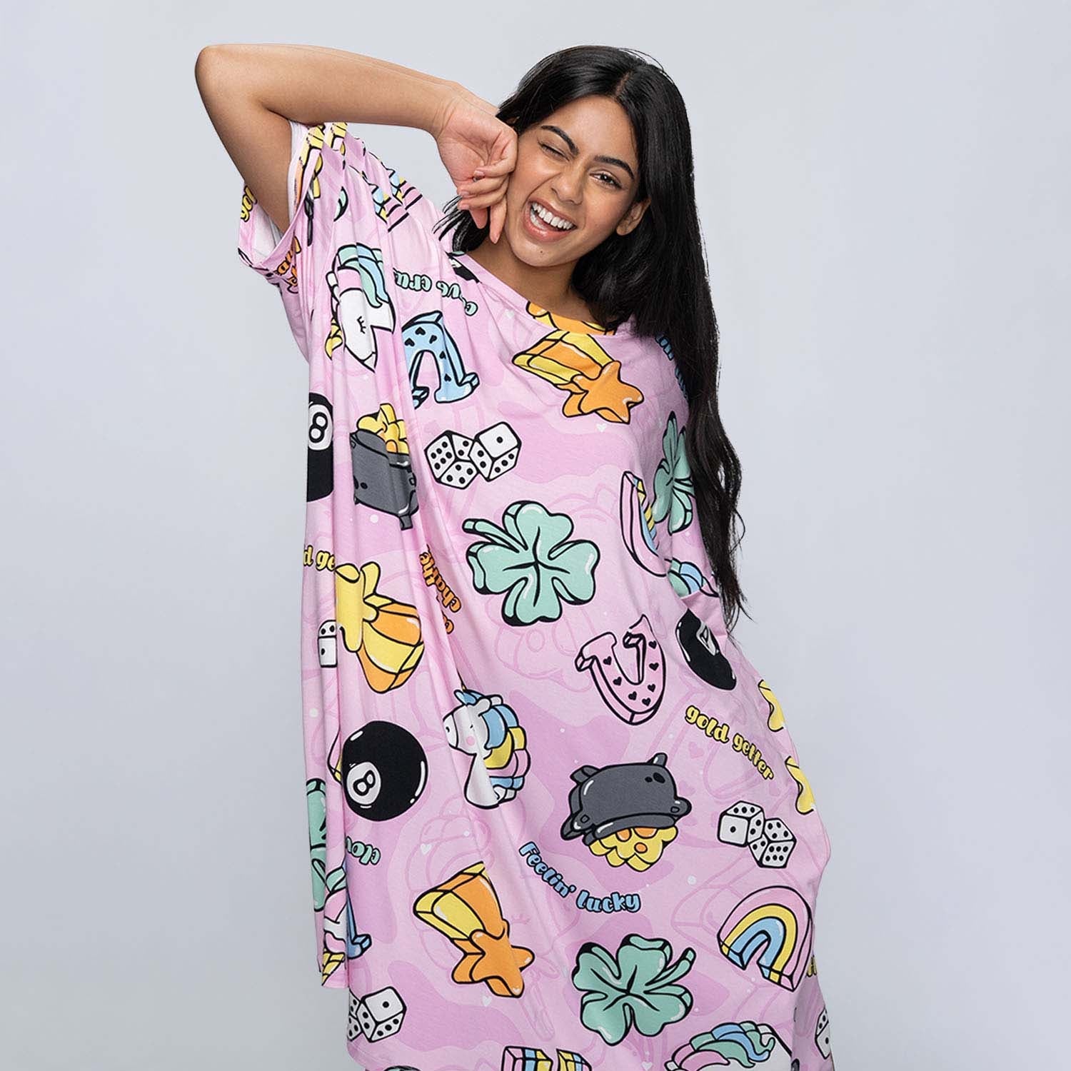 size: Shailza is 5’5” wearing a size OOD