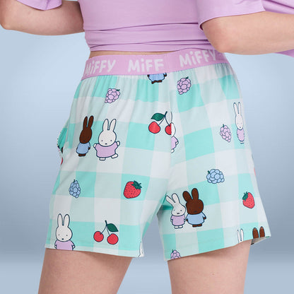 size: Jess is 5’8” wearing a size S/M