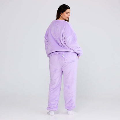 size: Serena is 5’11” wearing a size L/XL