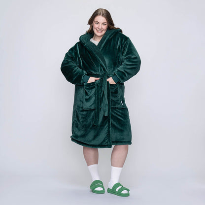 size: Tayla is 5’7” wearing a size  L/XL