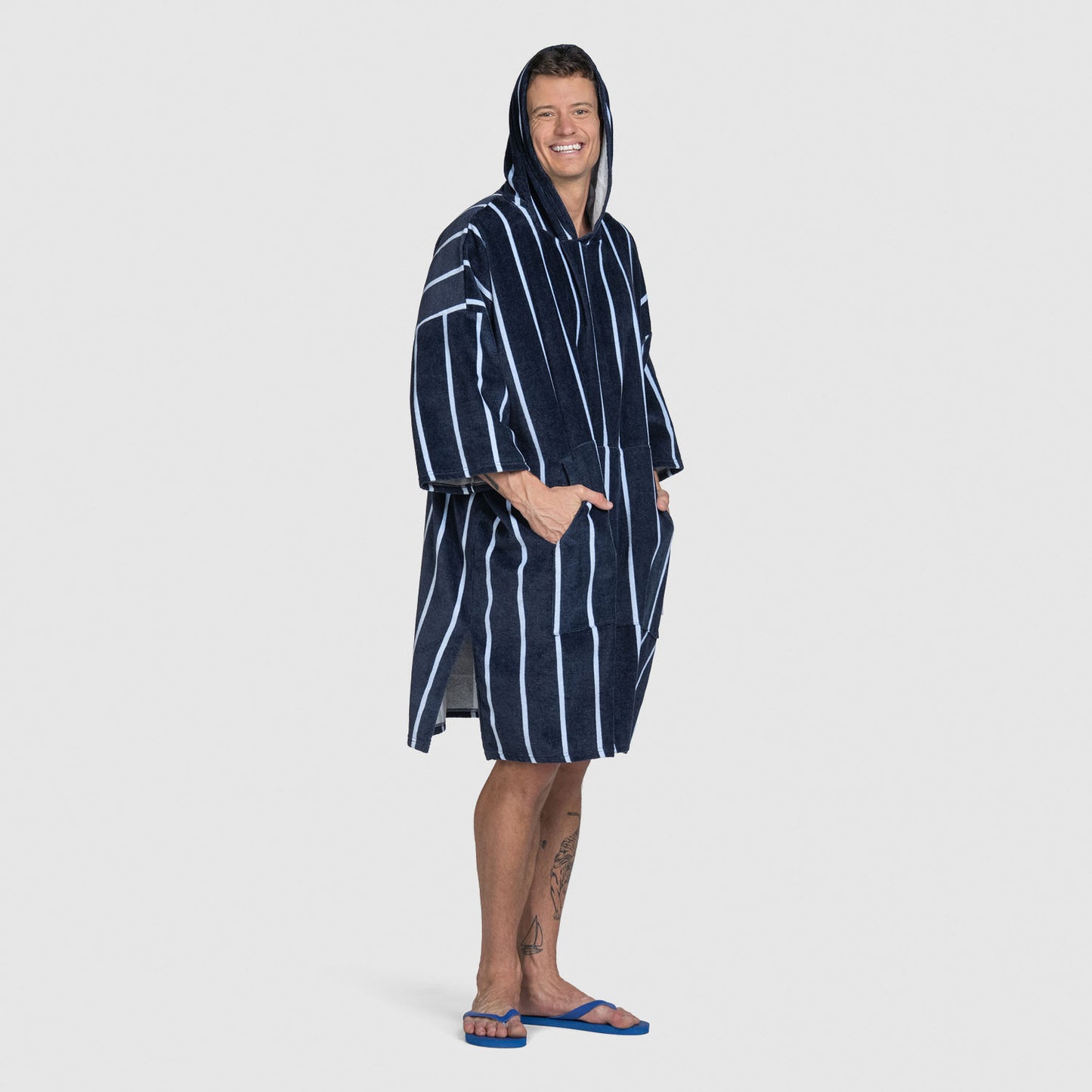size: Sam is 6'2" wearing a size S-XL