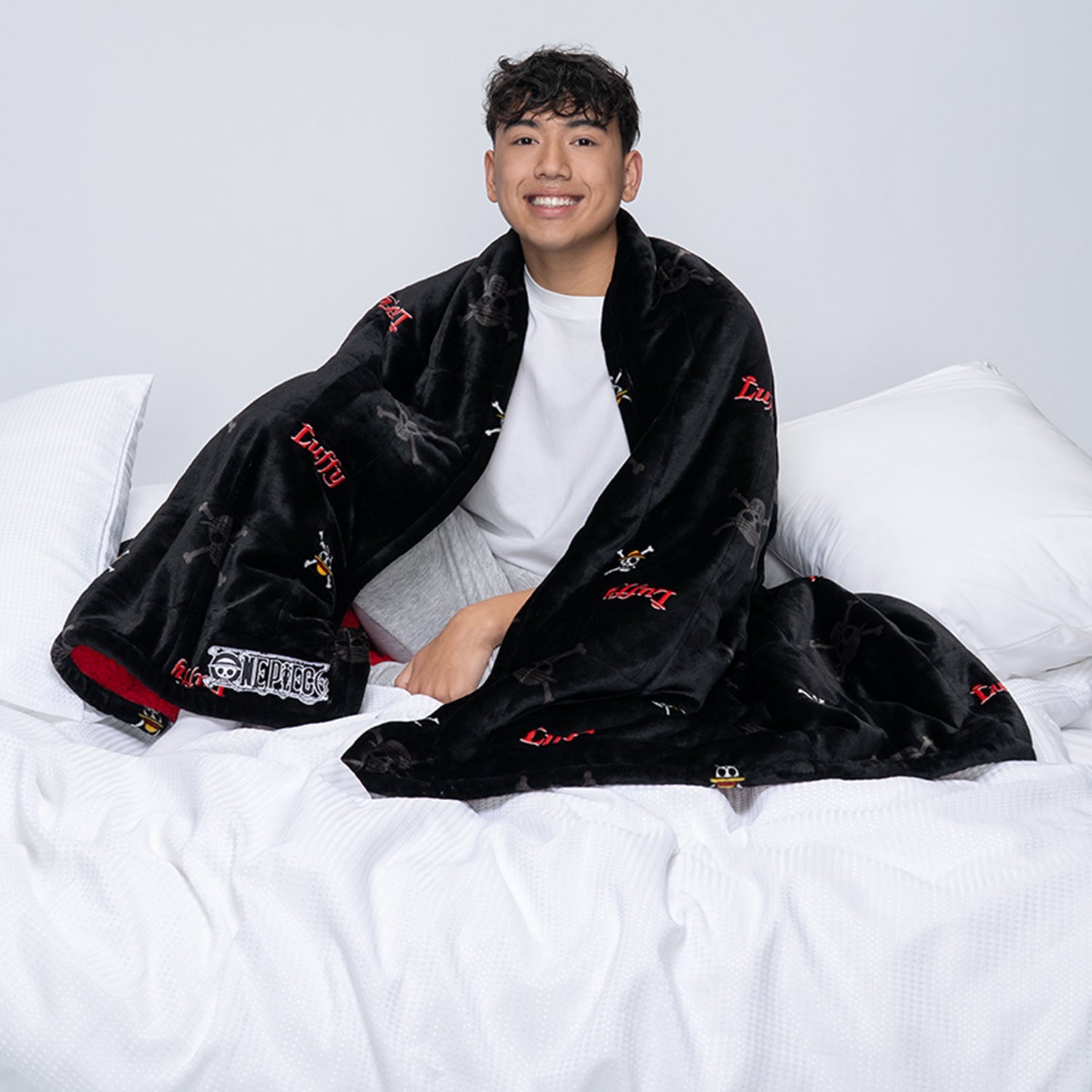 One Piece Luffy Sherpa Blanket Licensed – The Oodie USA