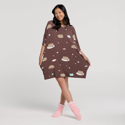 size: Ailene is 5'8" wearing a size S/M