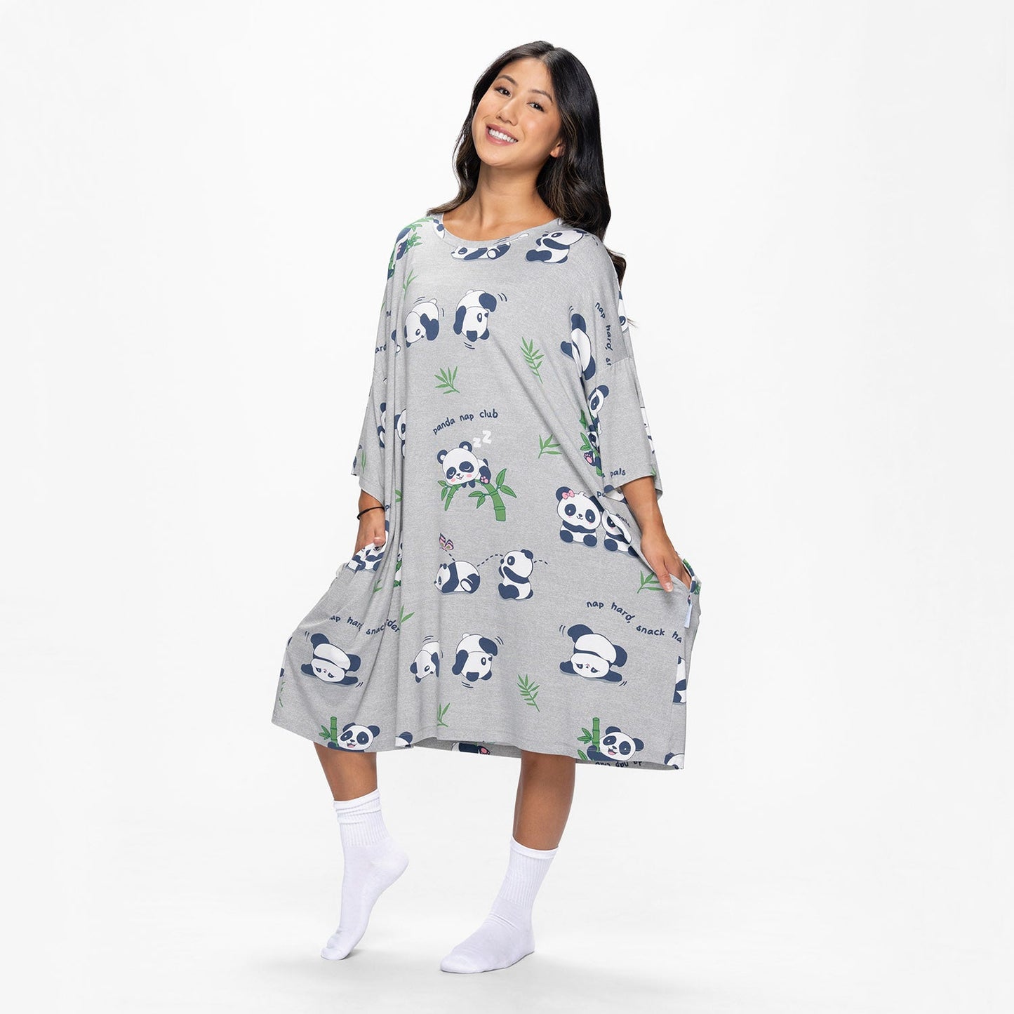 size: Yeryn is 5′5″ wearing a size OSFM