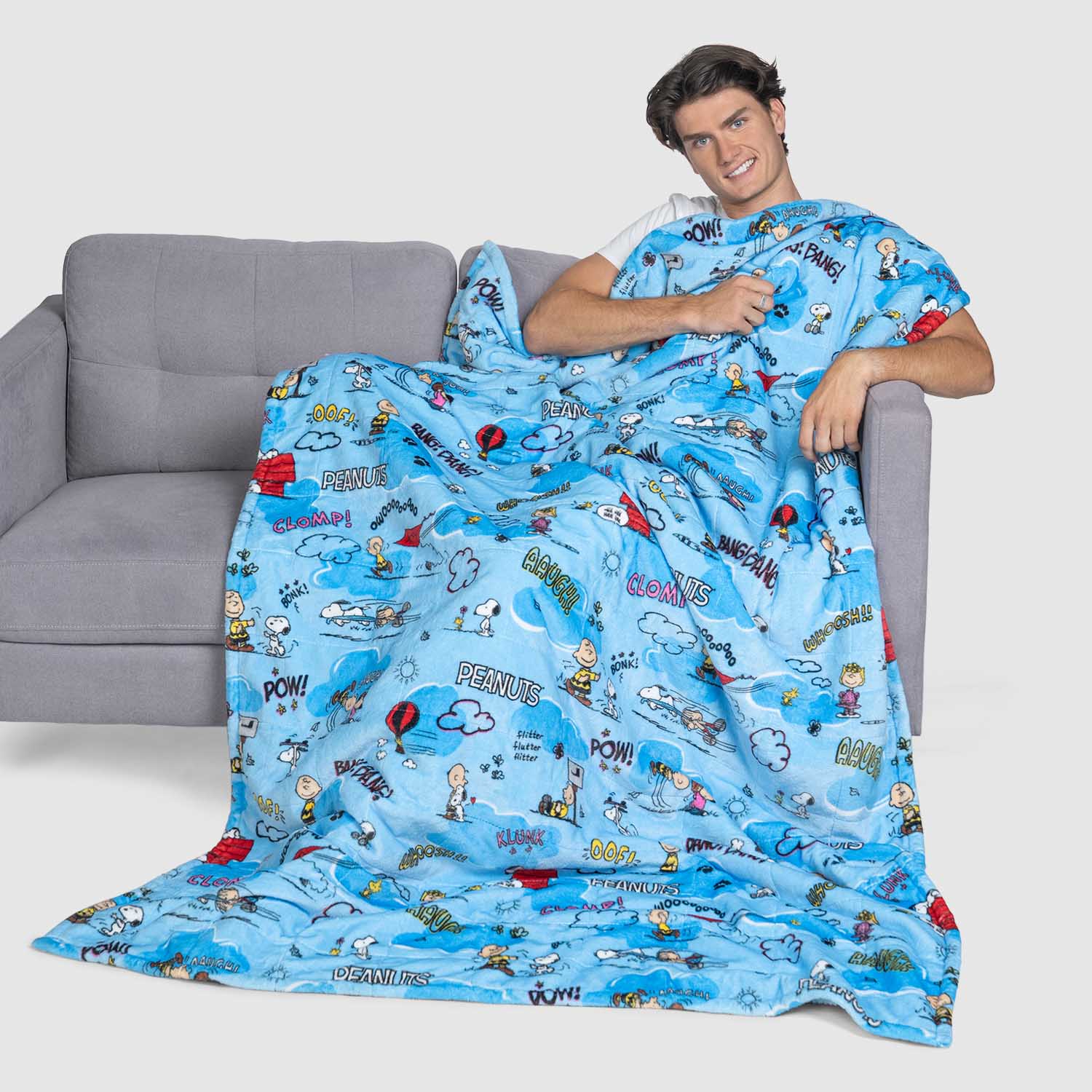 The Oodie Peanuts Blanket - Thumbnail 2