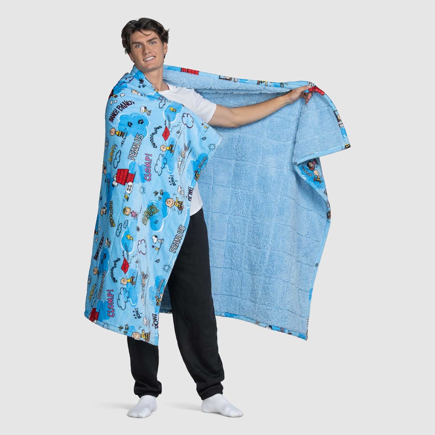 The Oodie Peanuts Blanket - Thumbnail 3
