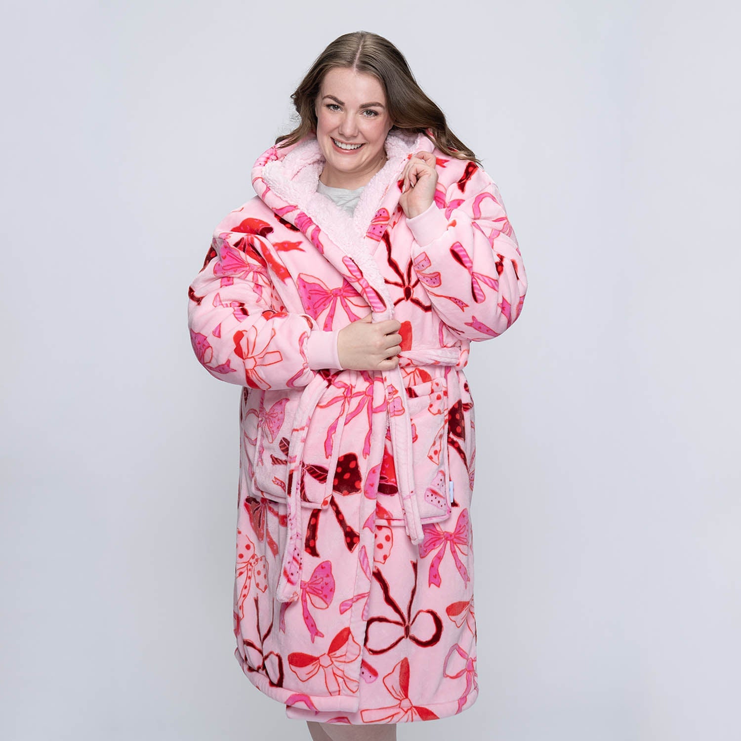 size: Tayla is 5’7” wearing a size  L/XL