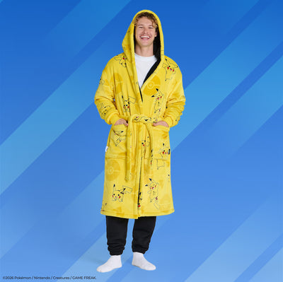 size: Archie is 183cm wearing a size L/XL
