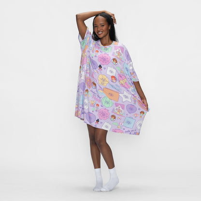 size: Valerie is 5'8.5" wearing a size OSFM