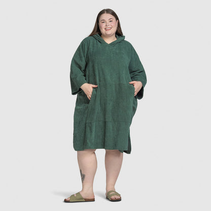 size: Lucy is 5'9" wearing a size S-XL
