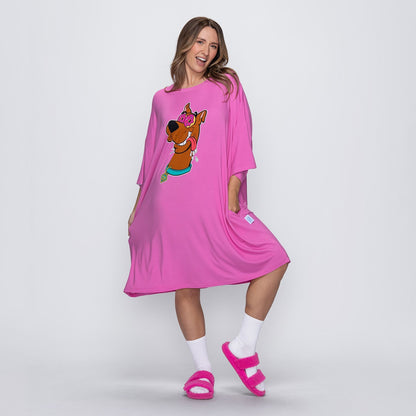 size: Mia is 5′7″ wearing a size OSFM