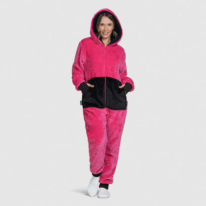 size: Danni is 5'7" wearing a size S/M